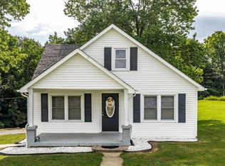 653 Drury Ridge Rd, Lafayette, TN 37083