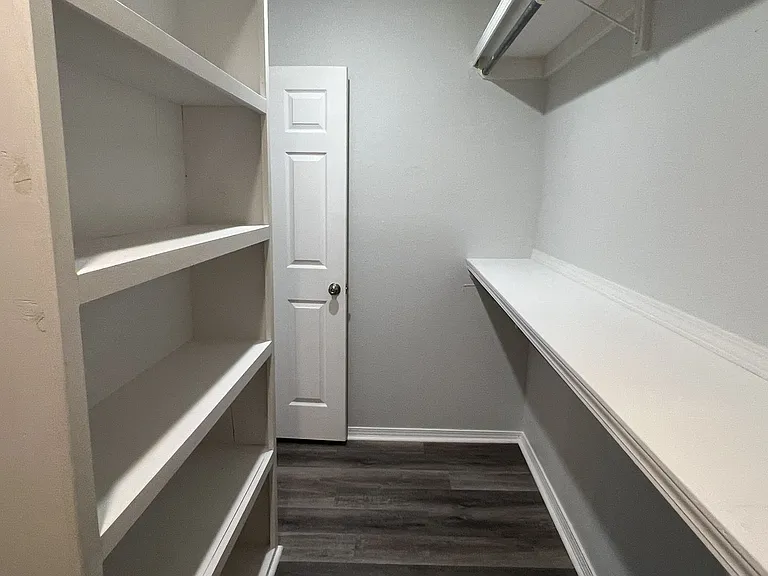 2149 S Cedar Hill Ave — Photo 18