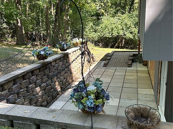 3rd image of 1535 Winding Trl