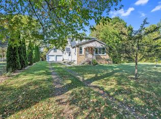 4098 Moulton Dr, Flint, MI