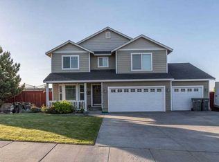 218 W 53rd Ave, Kennewick, WA 99337