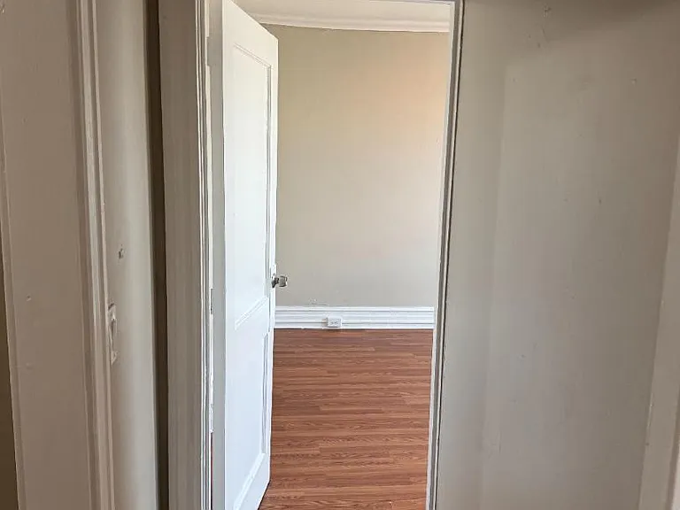 Unit Photo
