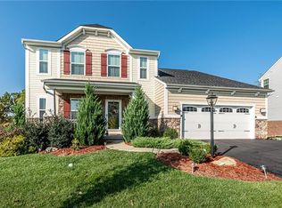 137 Berkshire Ct, Pittsburgh, PA 15237