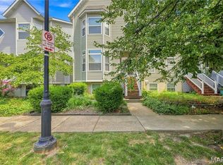 5773 Kingsbury Pl, Saint Louis, MO 63112