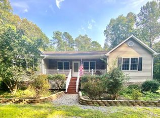 576 Island Point Rd, Heathsville, VA 22473