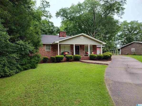 2410 Lake Terrace Rd, Sylacauga, AL 35150