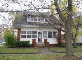 1327 Washington Ave, Port Huron, MI