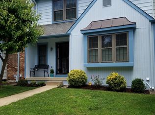 6018 Scarborough Commons Ln, Burke, VA 22015