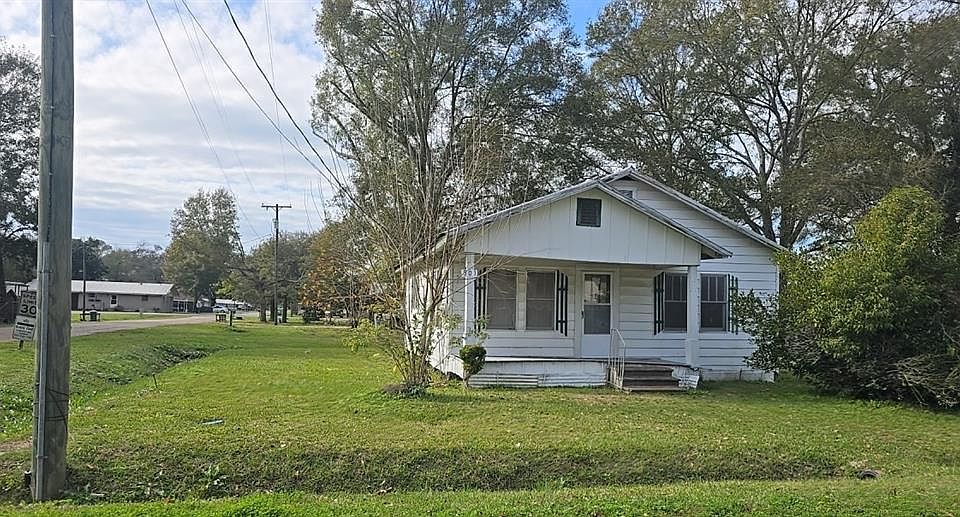 1st image of 501 East St