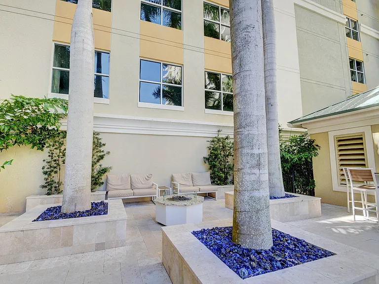 700 E Boynton Beach Blvd #612 — Photo 21