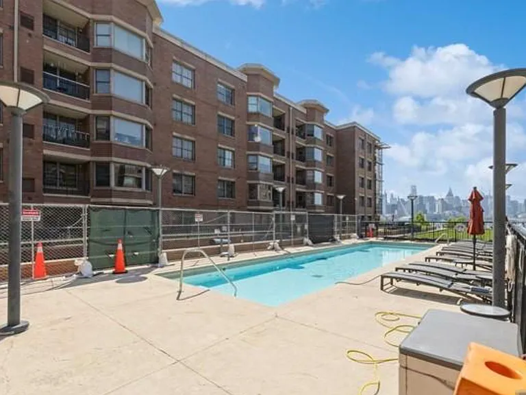 20 Port Imperial Ave #324 — Photo 25