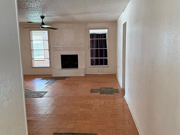3rd image of 23914 Spring Briar Ln