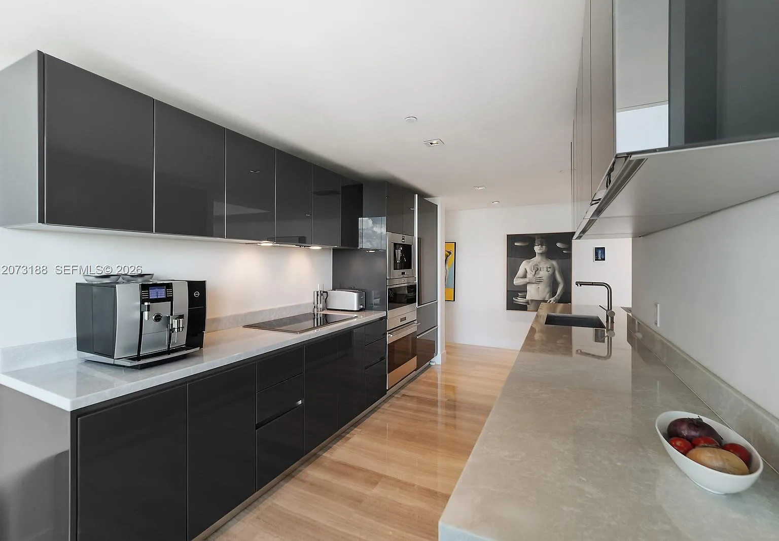 Echo Brickell Condo — Photo 4