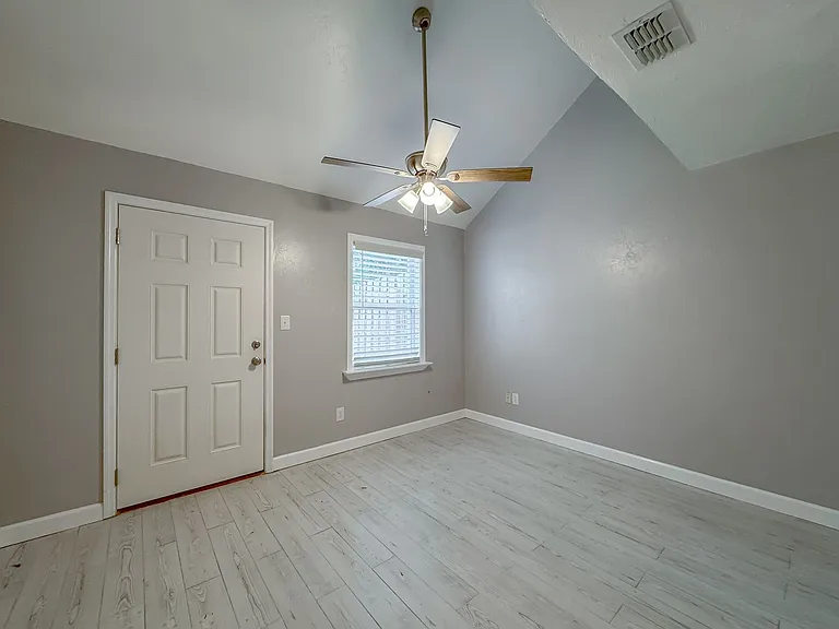 934 S Lipona Rd — Photo 22