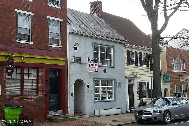 1st image of 120 S Royal St