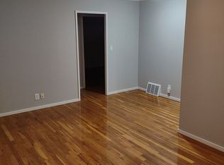 3905 S 16th St, Lincoln, NE 68502
