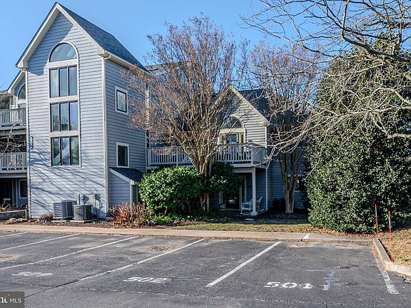 2nd image of 20784 East Dr Unit 501