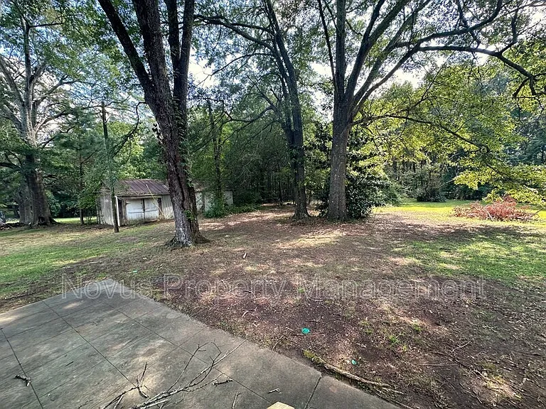 427 Adamson Ave — Photo 20