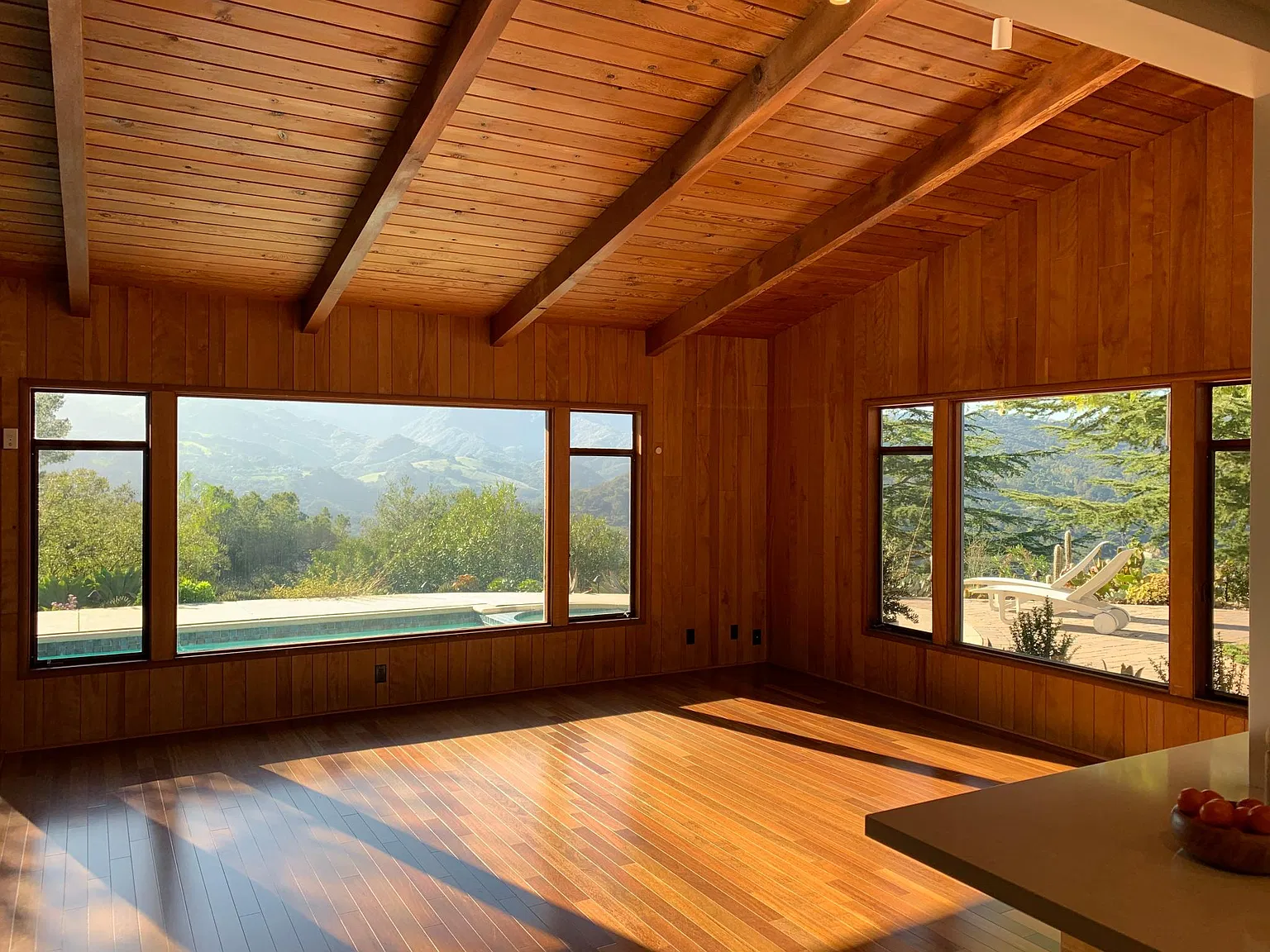 21277 Entrada Rd — Photo 2