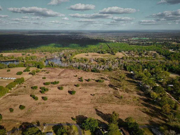 25/AC Spruce St, Poplarville, MS 39470