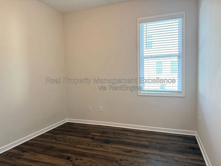 101 Brody Pine Way — Photo 35