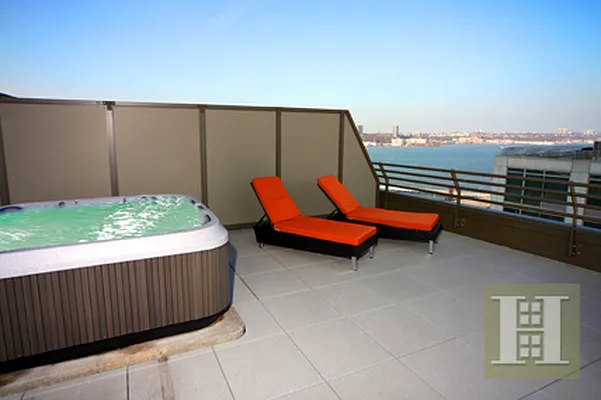 Sold by Halstead Real Estate | media 26