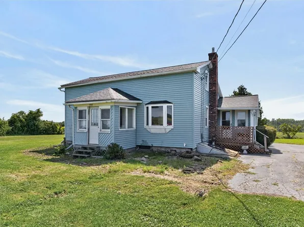 557 Curtis Rd, Hilton, NY 14468
