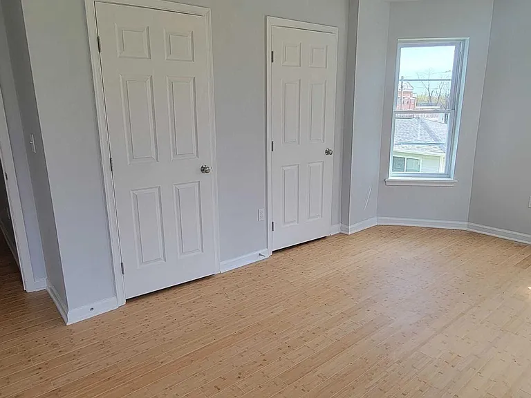3504 Park Heights Ave — Photo 10