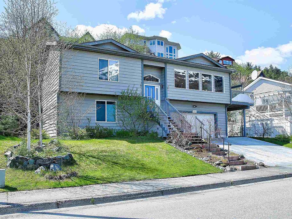 1st image of 2981 Foster Ave