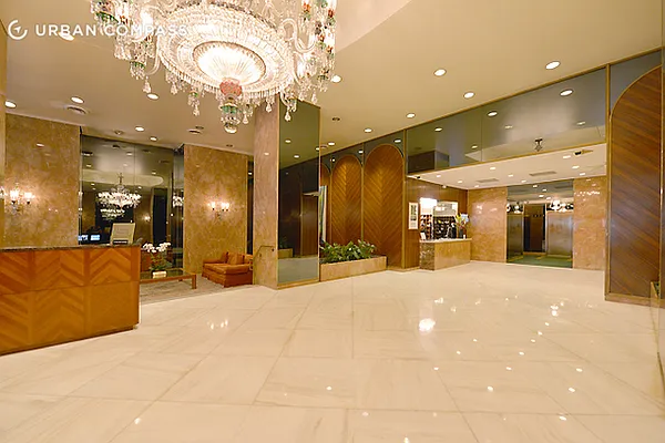 Sold by Compass | media 16