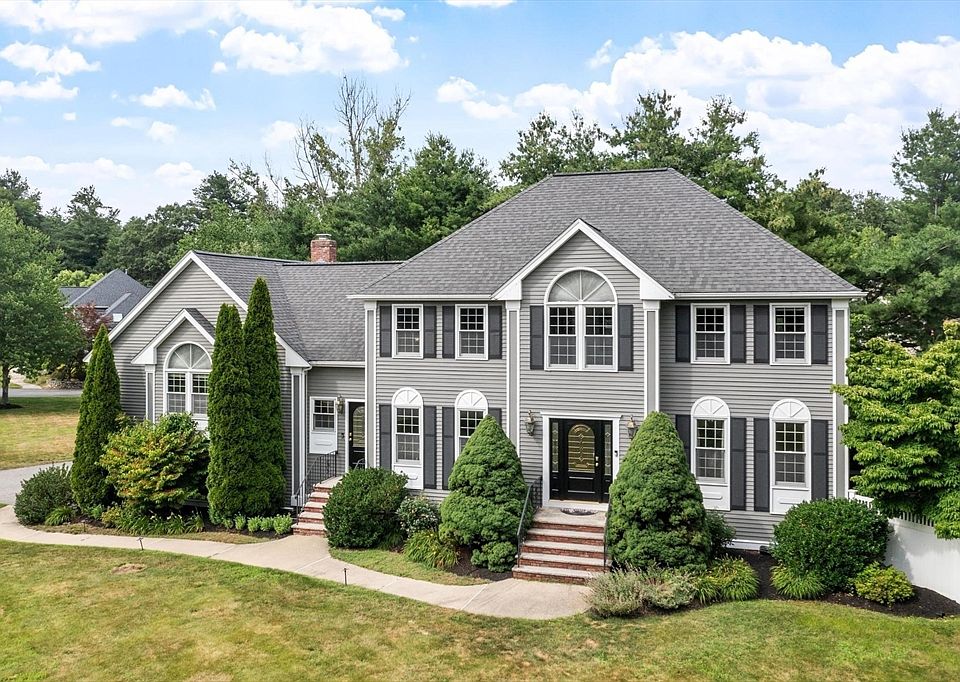 1st image of 1 Preston Cir