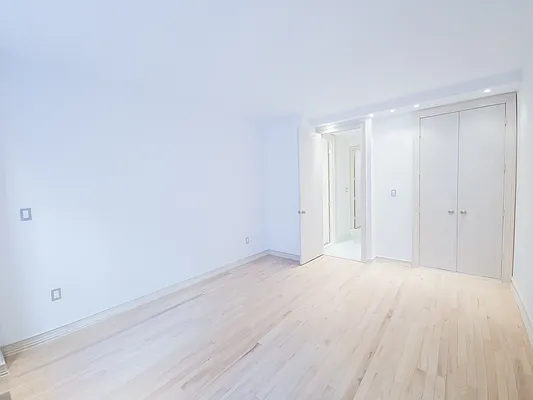 Rented by WAM Partners - William Moses Co. | media 51