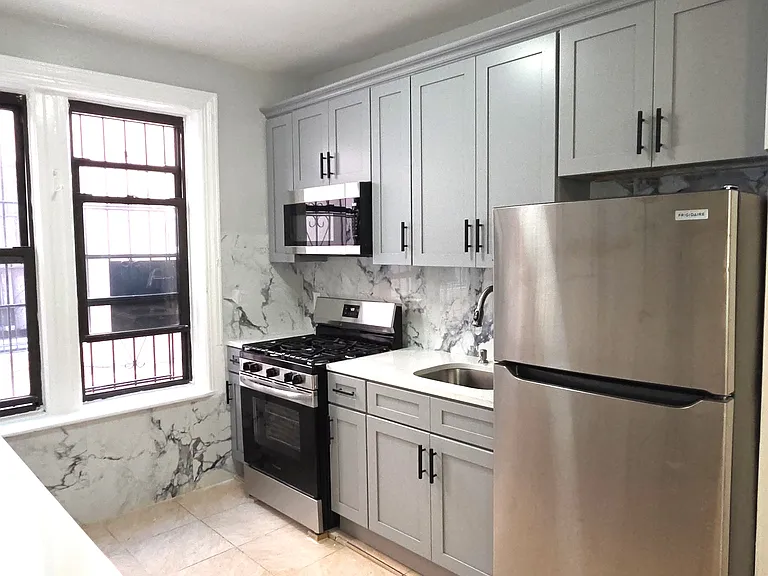 562 E 92nd St #1 — Photo 1