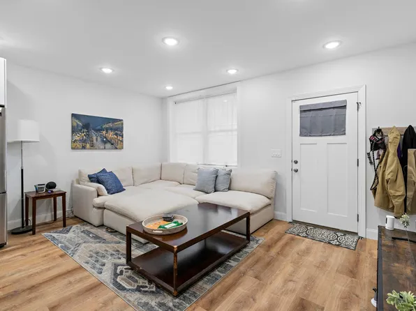 71 Beacon Avenue image 4 of 17