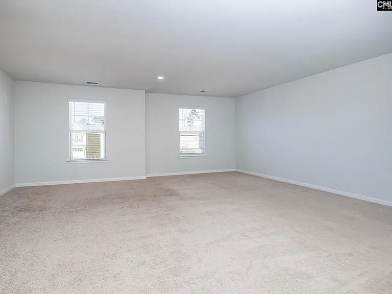 833 Kirby Ct — Photo 13