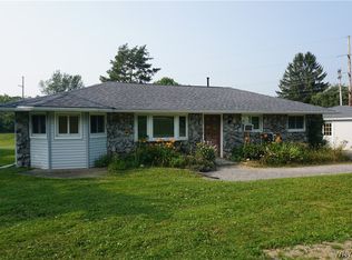 10 Deacon Dr, Arcade, NY 14009