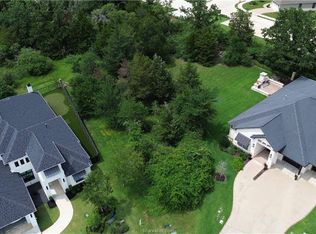 2940 Boxelder Dr, Bryan, TX 77807