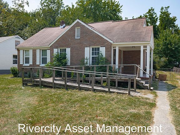 2nd image of 1009 McEvers Rd