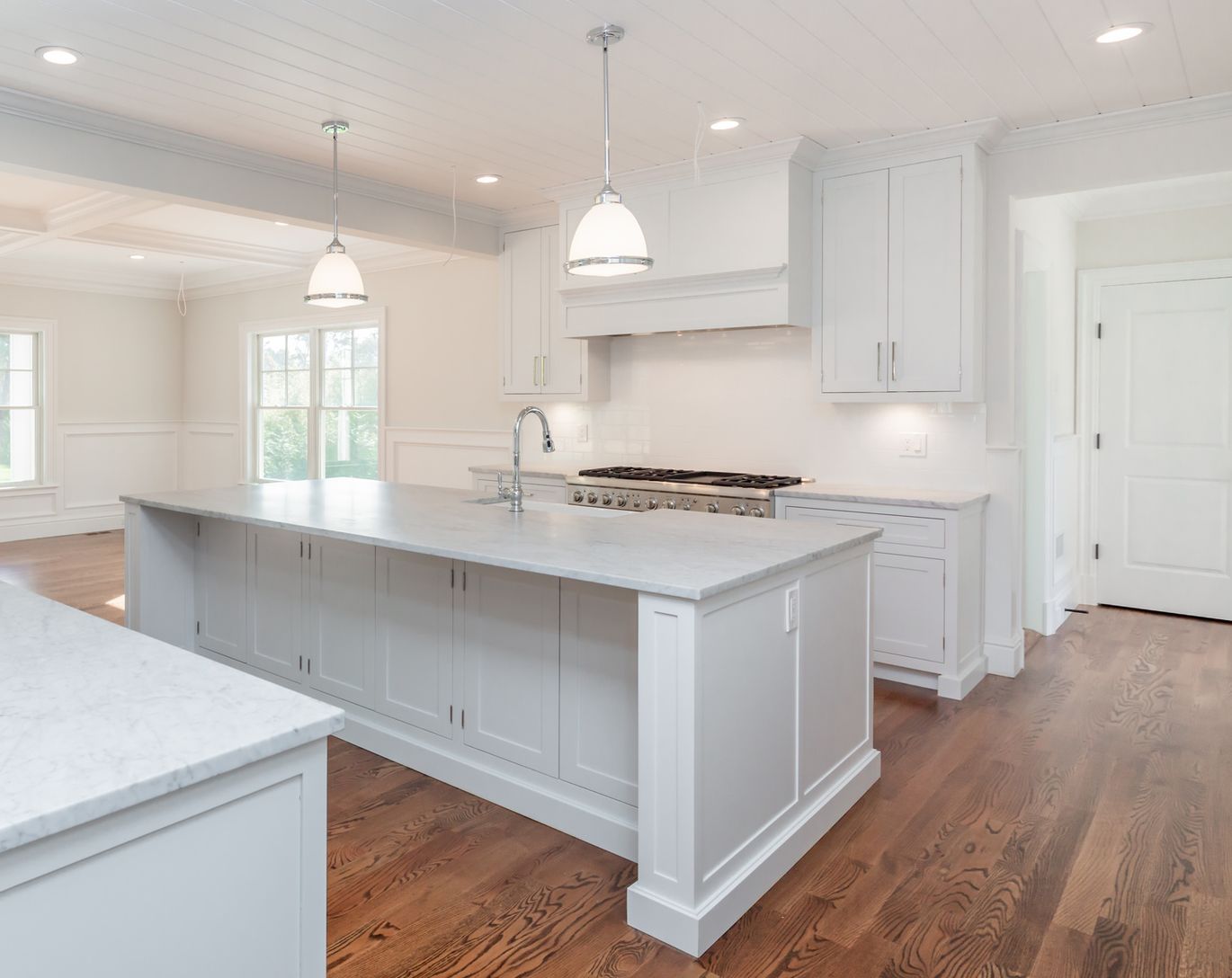  Stunning Chef's Kitchen