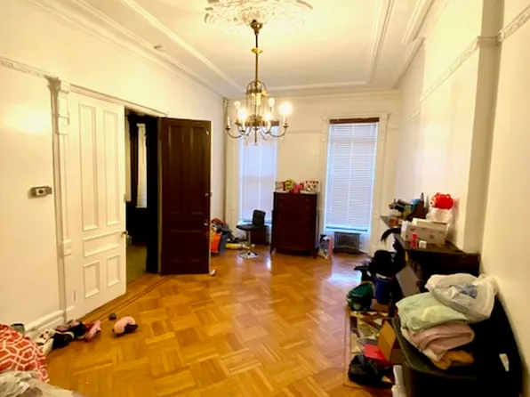 188 Macdonough Street image 10 of 15