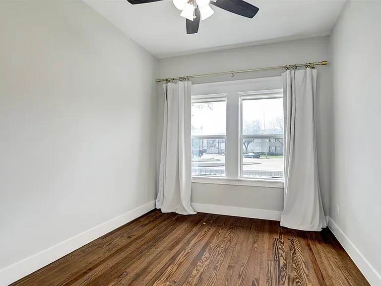 317 Telephone Rd — Photo 17