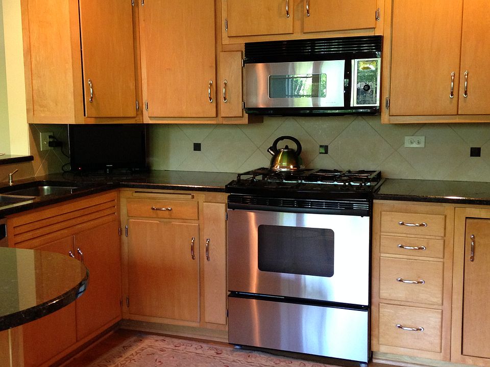 1st image of 1533 Bowling Green Dr