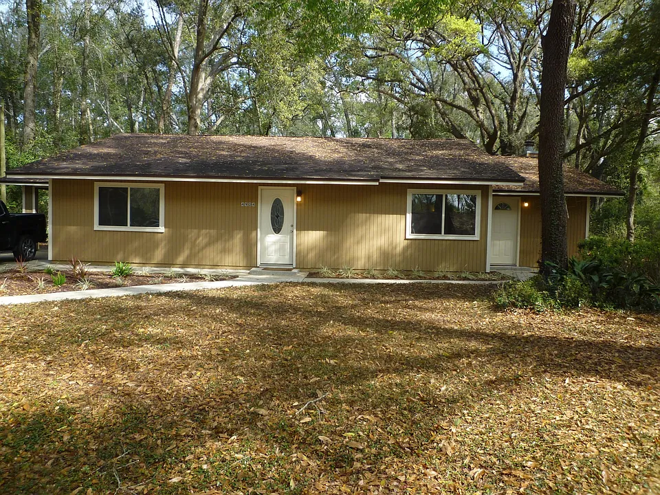 4904 Annette Dr