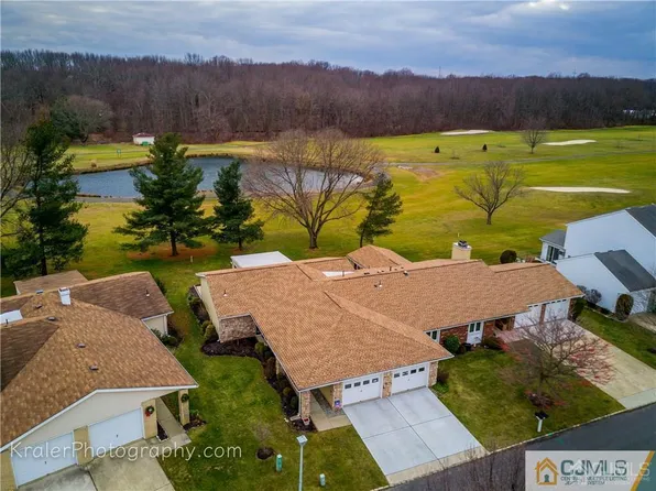 434 Andover Rd, Monroe Township, NJ 08831