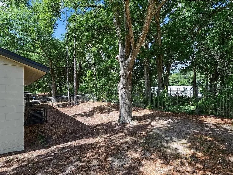 1600 Cimarron Hills Dr — Photo 24