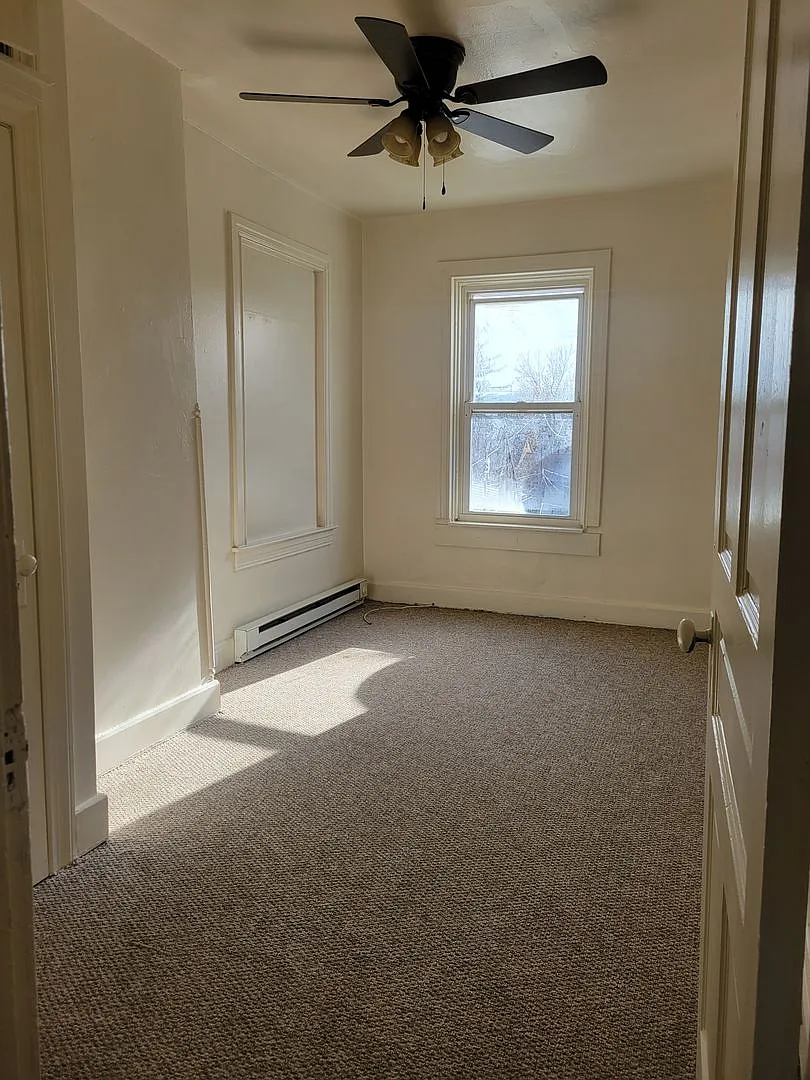540 W. Market Street — Photo 4