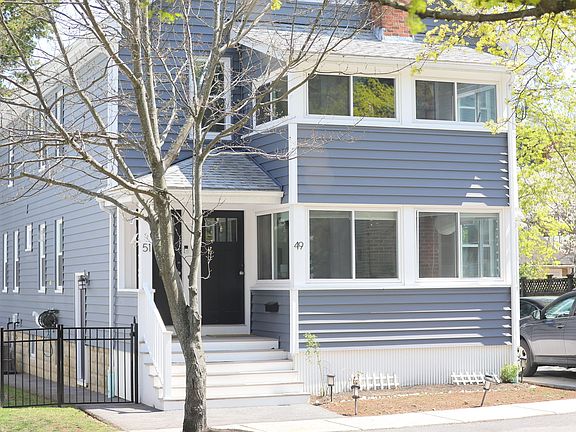 2nd image of 51 Falmouth St Unit 51