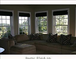 4th image of 46 Brentwood Dr