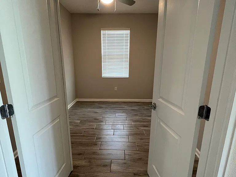 9430 Citrus Pointe Dr — Photo 4