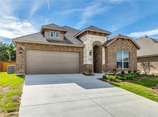 933 Abbey Ln, Midlothian, TX 76065